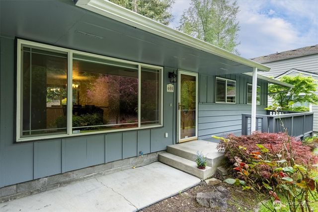 600 N 23rd Ave., Kelso, WA 98626