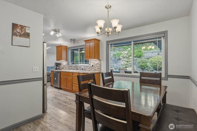 600 N 23rd Ave., Kelso, WA 98626