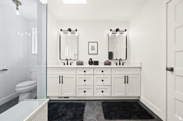 2241 E SOMERSET DR, Cottonwood Heights, UT 84121