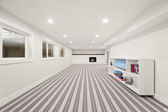 2241 E SOMERSET DR, Cottonwood Heights, UT 84121