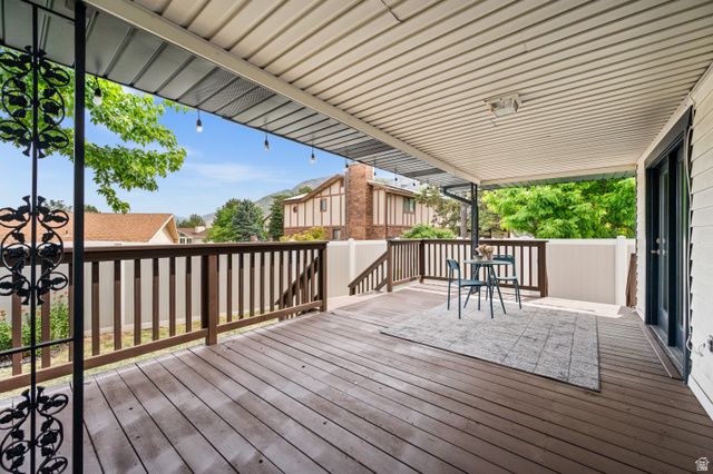 2241 E SOMERSET DR, Cottonwood Heights, UT 84121