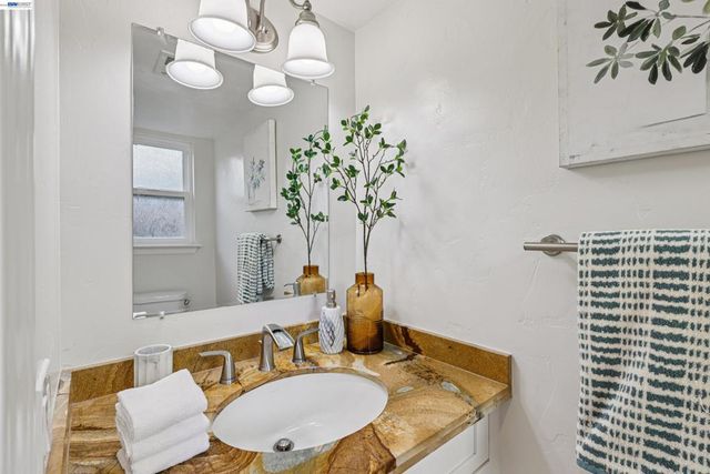 465 Wilaneta Ave, Fremont, CA 94539