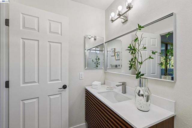 465 Wilaneta Ave, Fremont, CA 94539