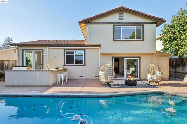 465 Wilaneta Ave, Fremont, CA 94539