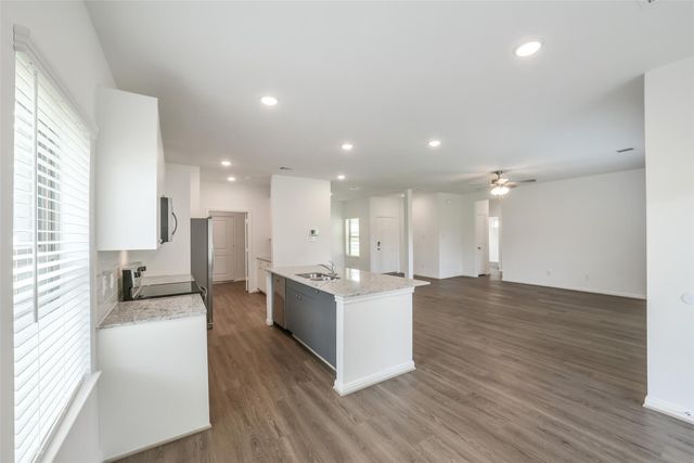 11611 Moltere Drive, Houston, TX 77065