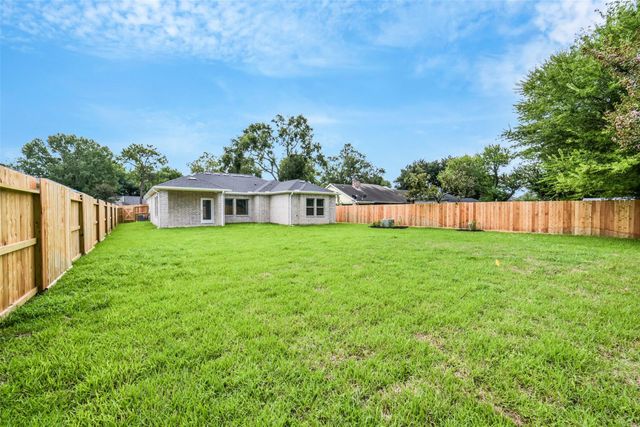 11611 Moltere Drive, Houston, TX 77065