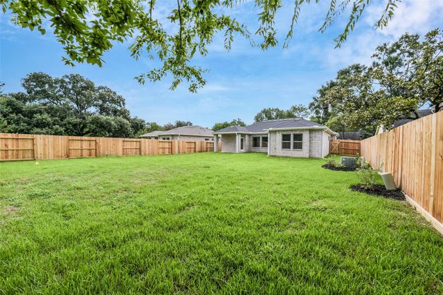 11611 Moltere Drive, Houston, TX 77065