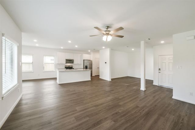 11611 Moltere Drive, Houston, TX 77065