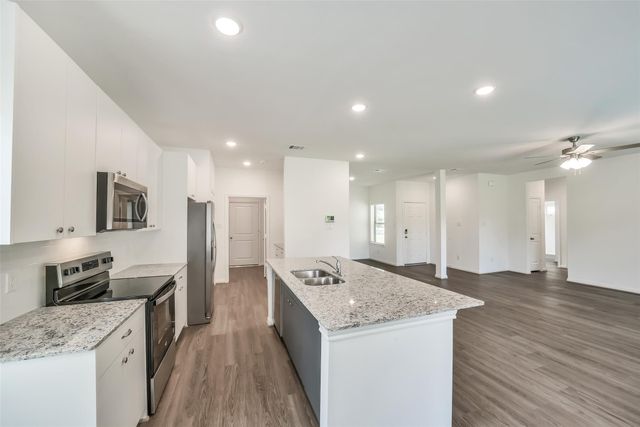 11611 Moltere Drive, Houston, TX 77065