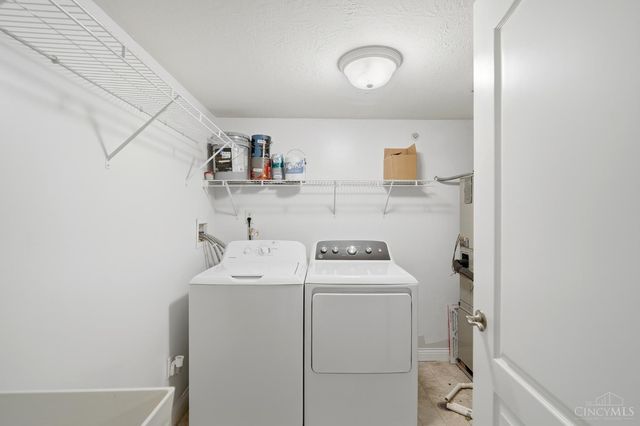 4512 Clearwater Place, Green Twp, OH 45248