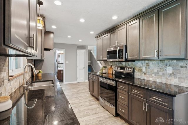 501 Judith Drive, Kettering, OH 45429