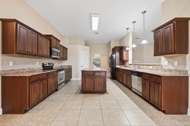 6210 Lapis Lane, Crestview, FL 32539