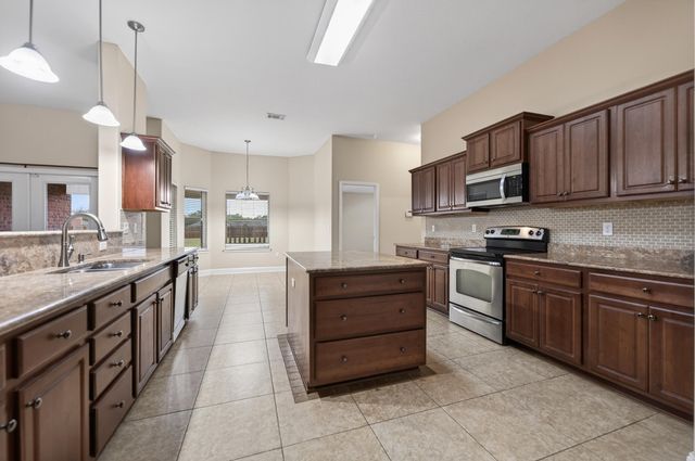 6210 Lapis Lane, Crestview, FL 32539