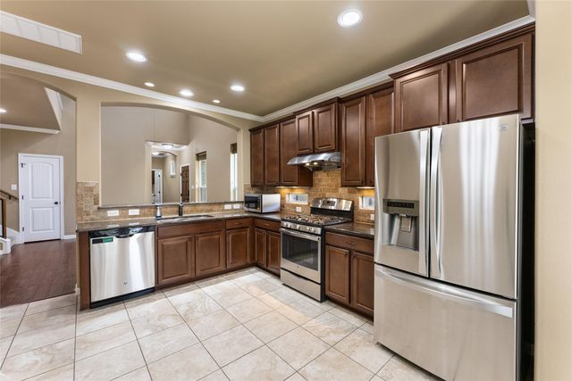 13400 Briarwick DR 801, Austin, TX 78729