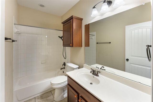 13400 Briarwick DR 801, Austin, TX 78729