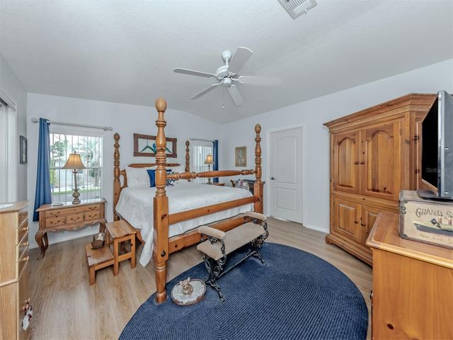 213 NATURES WAY, North Port, FL 34287