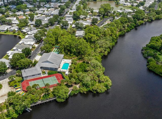 213 NATURES WAY, North Port, FL 34287