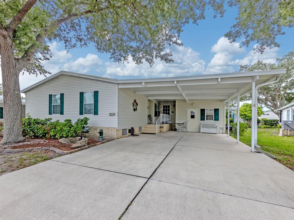 213 NATURES WAY, North Port, FL 34287