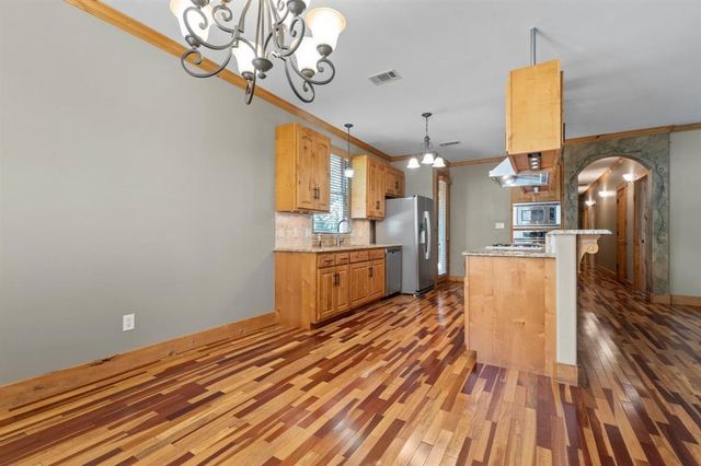 912 E 51st ST, Austin, TX 78751