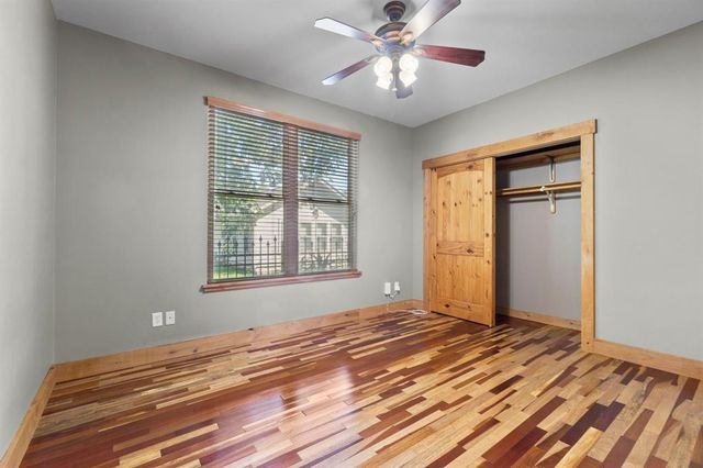 912 E 51st ST, Austin, TX 78751