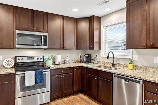 517 Wild Oats Drive, Wright City, MO 63390