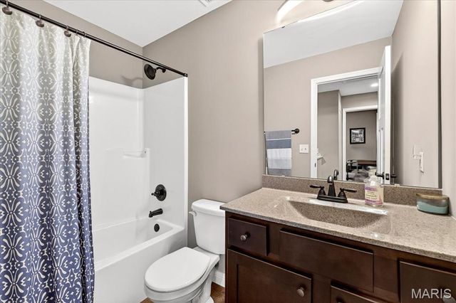 517 Wild Oats Drive, Wright City, MO 63390