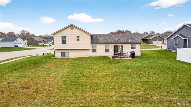 517 Wild Oats Drive, Wright City, MO 63390
