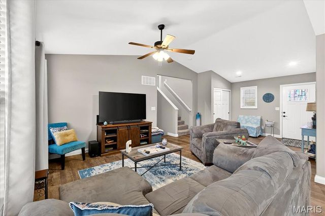 517 Wild Oats Drive, Wright City, MO 63390