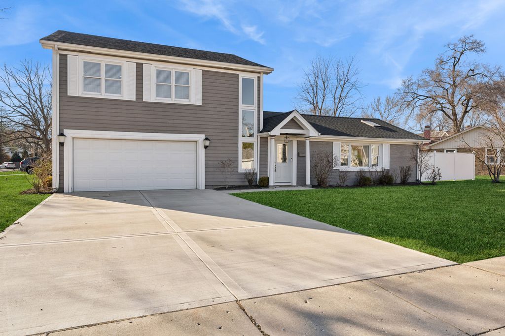 1370 Northmoor Court, Northbrook, IL 60062