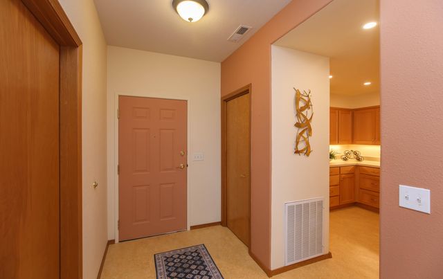 967 Golden Aspen Place, Ashland, OR 97520