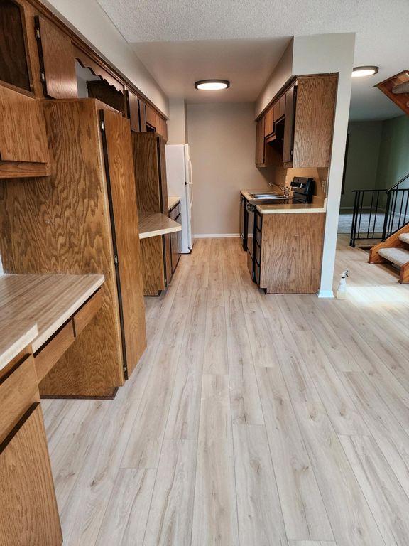 2860-2862 Wheeler Street N, Roseville, MN 55113 — photo 2