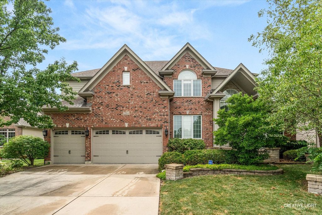 12814 Hawks Bill Lane, Plainfield, IL 60585