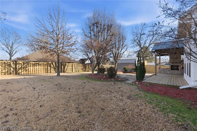 8601 Timberlyn Way, Fort Smith, AR 72903