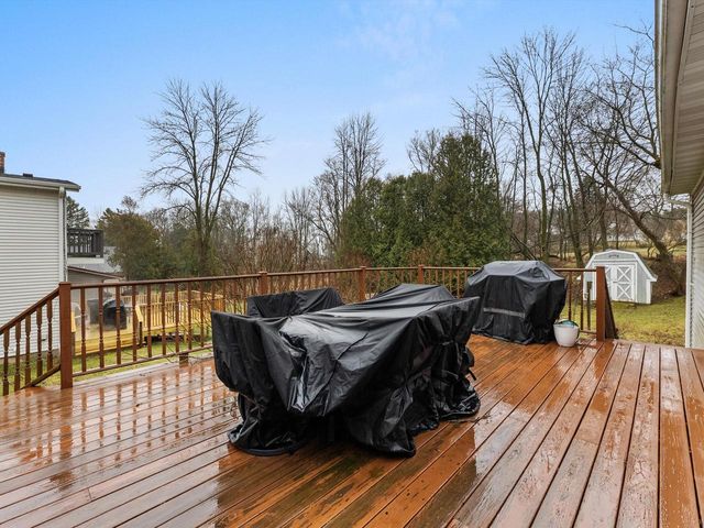 265 Lincoln AVENUE, Cleveland, WI 53015