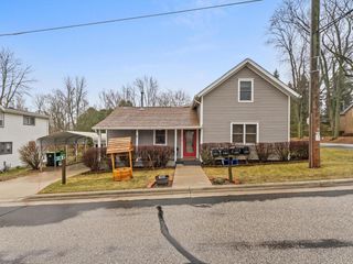 265 Lincoln AVENUE, Cleveland, WI 53015