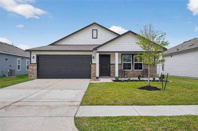 812 Brookside Drive, Dayton, TX 77535