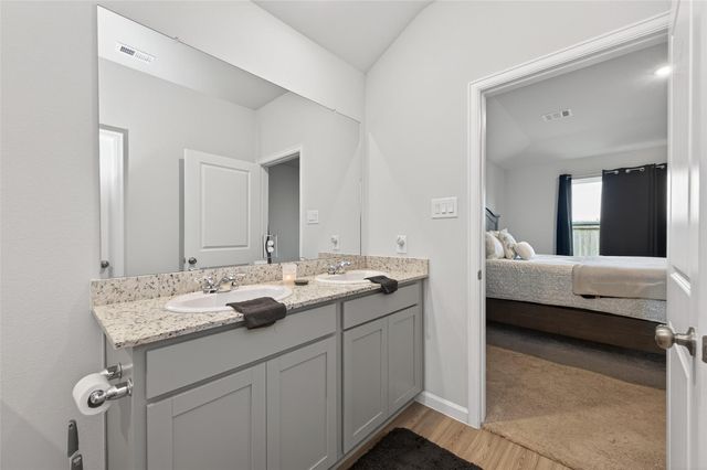 812 Brookside Drive, Dayton, TX 77535