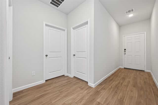 812 Brookside Drive, Dayton, TX 77535