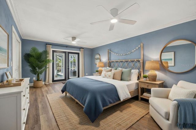 8711 BAY CREST LANE, Tampa, FL 33615