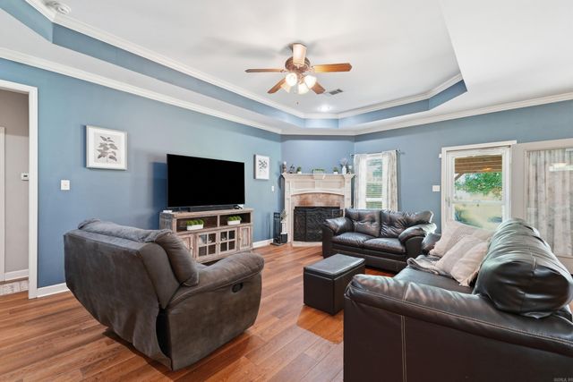 8 Oak Cliff Cove, Damascus, AR 72039