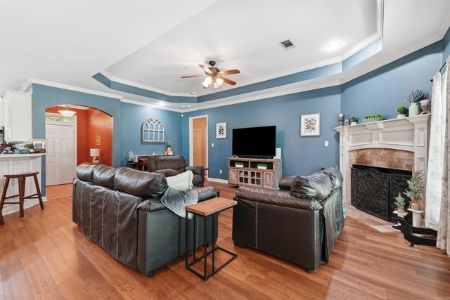 8 Oak Cliff Cove, Damascus, AR 72039