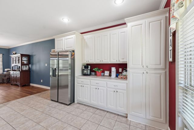 8 Oak Cliff Cove, Damascus, AR 72039
