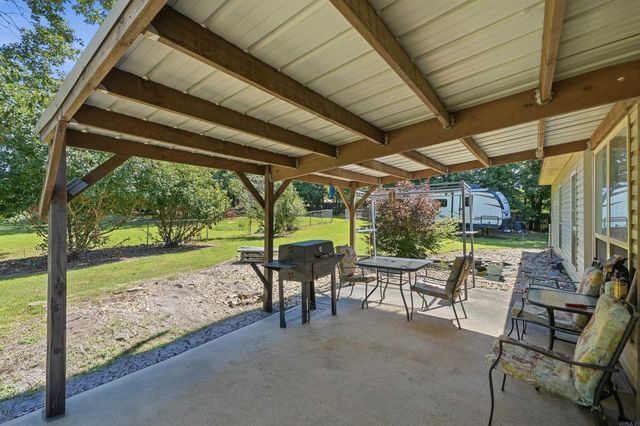 8 Oak Cliff Cove, Damascus, AR 72039