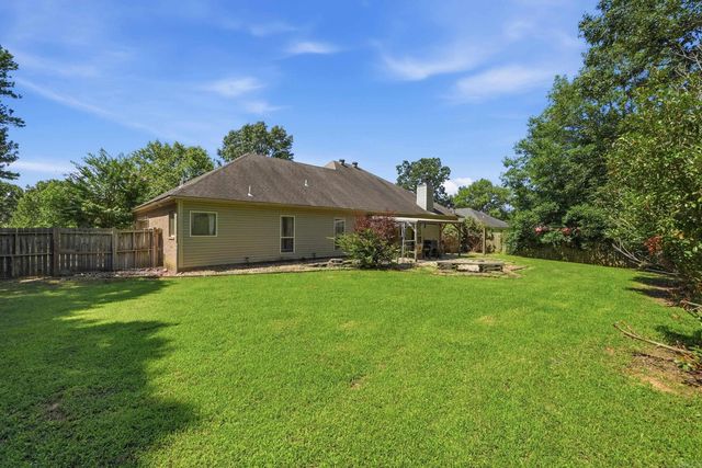 8 Oak Cliff Cove, Damascus, AR 72039