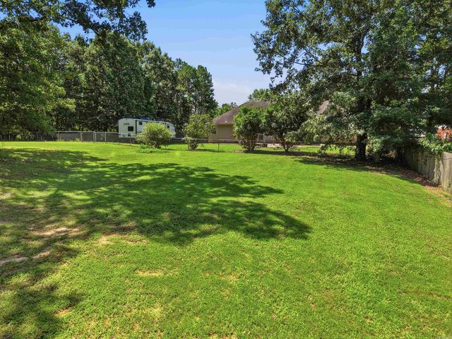 8 Oak Cliff Cove, Damascus, AR 72039