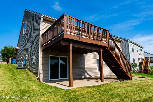 307 Brookfield View Dr, Louisville, KY 40245