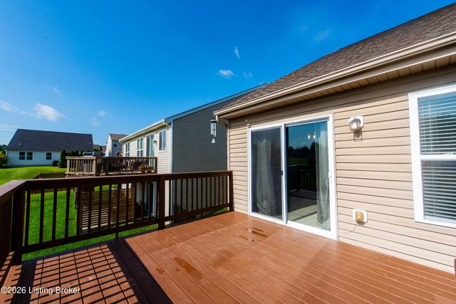 307 Brookfield View Dr, Louisville, KY 40245
