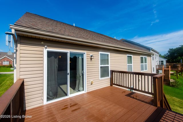 307 Brookfield View Dr, Louisville, KY 40245