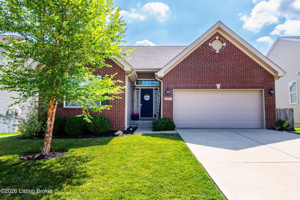 307 Brookfield View Dr, Louisville, KY 40245