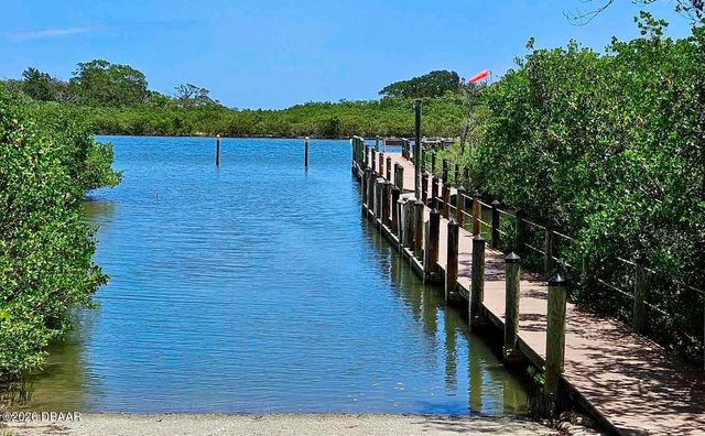 632 Portside Lane, Edgewater, FL 32141